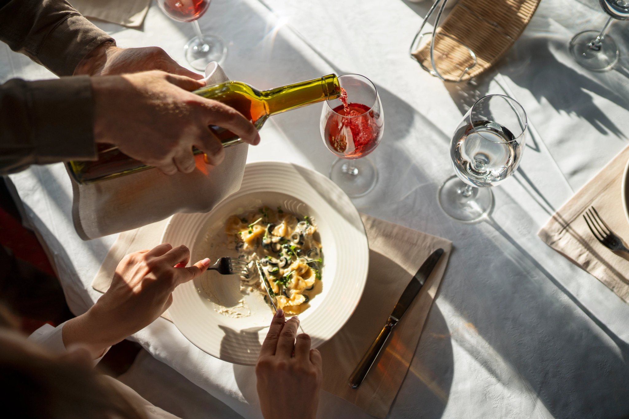 Moment de partage au restaurant de l’hôtel 3 étoiles à Lucciana